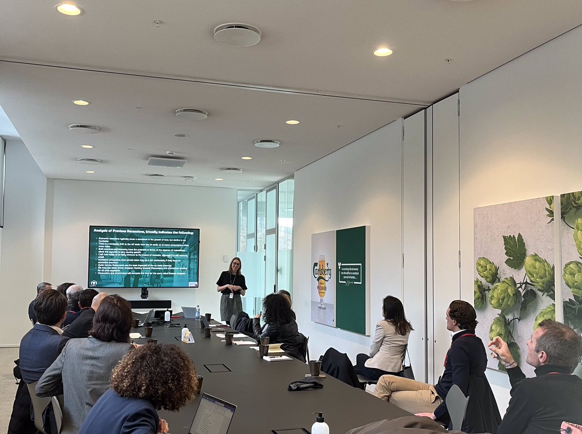 Réunion ce matin du comité 🇩🇰 des #CCEF dans les locaux de <a href="/CarlsbergGroup/">Carlsberg Group</a>. Des relais précieux de l’attractivité et de l’excellence françaises au Danemark !
<a href="/francedk/">Ambassade de France au Danemark 🇫🇷</a> <a href="/Les_CCE/">Les CCE</a> <a href="/FRTreasury_Nord/">French Treasury in the Nordics</a> 
#attractivité #business #rayonnement