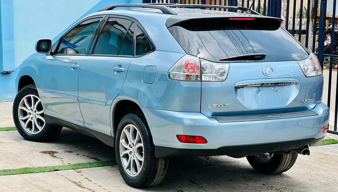 msbettyemo's tweet photo. Foreign used
#lexusrx330
Year : 2005
Price : N6.750m Naira
๐Location : #Lagos https://t.co/njB20Luse5