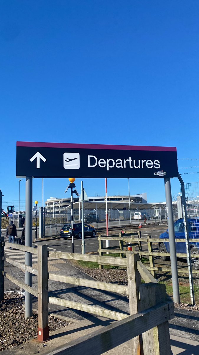 RubiRoberts_BBS's tweet photo. And I’m off!!! Stockholm I’ll see ya soon 
#sweden #stockholm #scadigraps #basicbitchslayer https://t.co/P7TgDG2by6