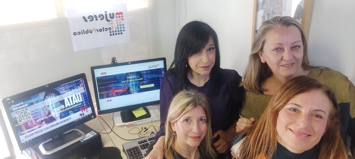 CoopImbernon's tweet photo. Les meues companyes de la @dipvalencia en el Congrés de @mujeresSP
Gran equip!  #congresoMSP2023 #MSP_DataDriven #WomenDataDriven @mjlanga @cris_botticelli https://t.co/rAj8Nvhhw3