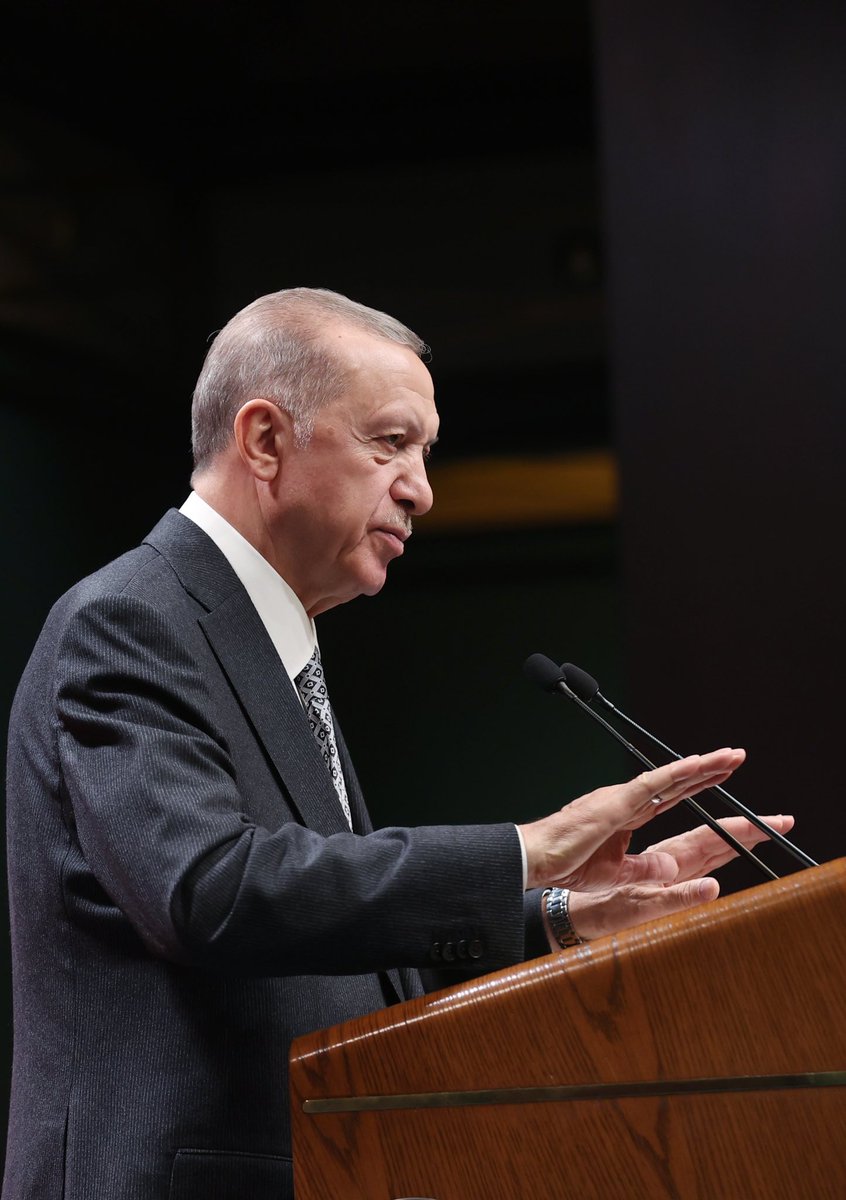 Cumhurbaşkanımız Sayın Recep Tayyip Erdoğan, Cumhurbaşkanlığı ve Milletvekili Genel Seçimleri’nin 14 Mayıs’ta gerçekleşmesi yönündeki kararı imzalayarak ilan etti. 

Milletimize hayırlı olsun.