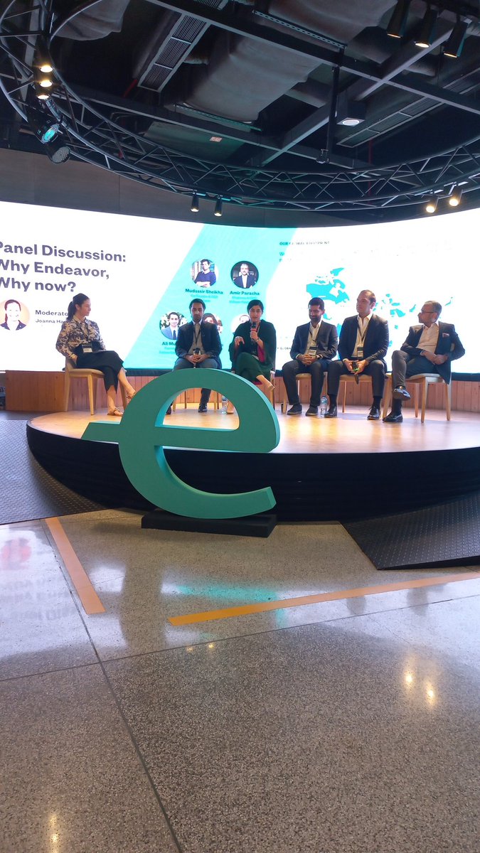 VCAST Online tweet media