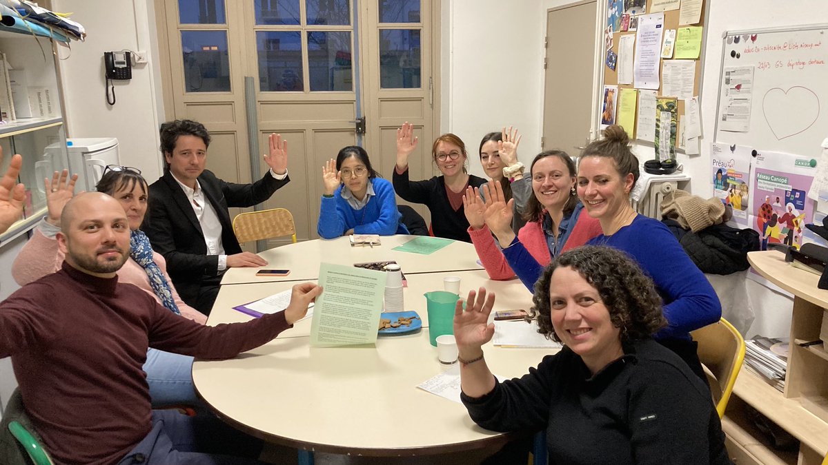 Conseil d’école hier, vote à l’unanimité de la motion contre la fermeture de classe ⁦<a href="/LessepsParis20/">Maternelle Lesseps Paris 20</a>⁩ : parents, mairie, enseignantes ensemble ! ⁦<a href="/Ul20Fcpe75/">💔 UL20 FCPE PARIS</a>⁩ ⁦<a href="/20emeauxEnfants/">Le 20eme aux Enfants - Paris 💔</a>⁩ ⁦<a href="/EricPliez/">Eric Pliez</a>⁩ ⁦<a href="/SimonnetDeputee/">Danielle Simonnet</a>⁩ ⁦<a href="/CKerrero/">Christophe Kerrero</a>⁩ ⁦<a href="/PapNdiaye/">Pap Ndiaye</a>⁩