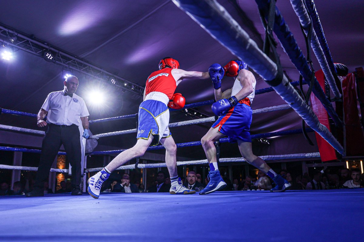 Synonymous tweet media