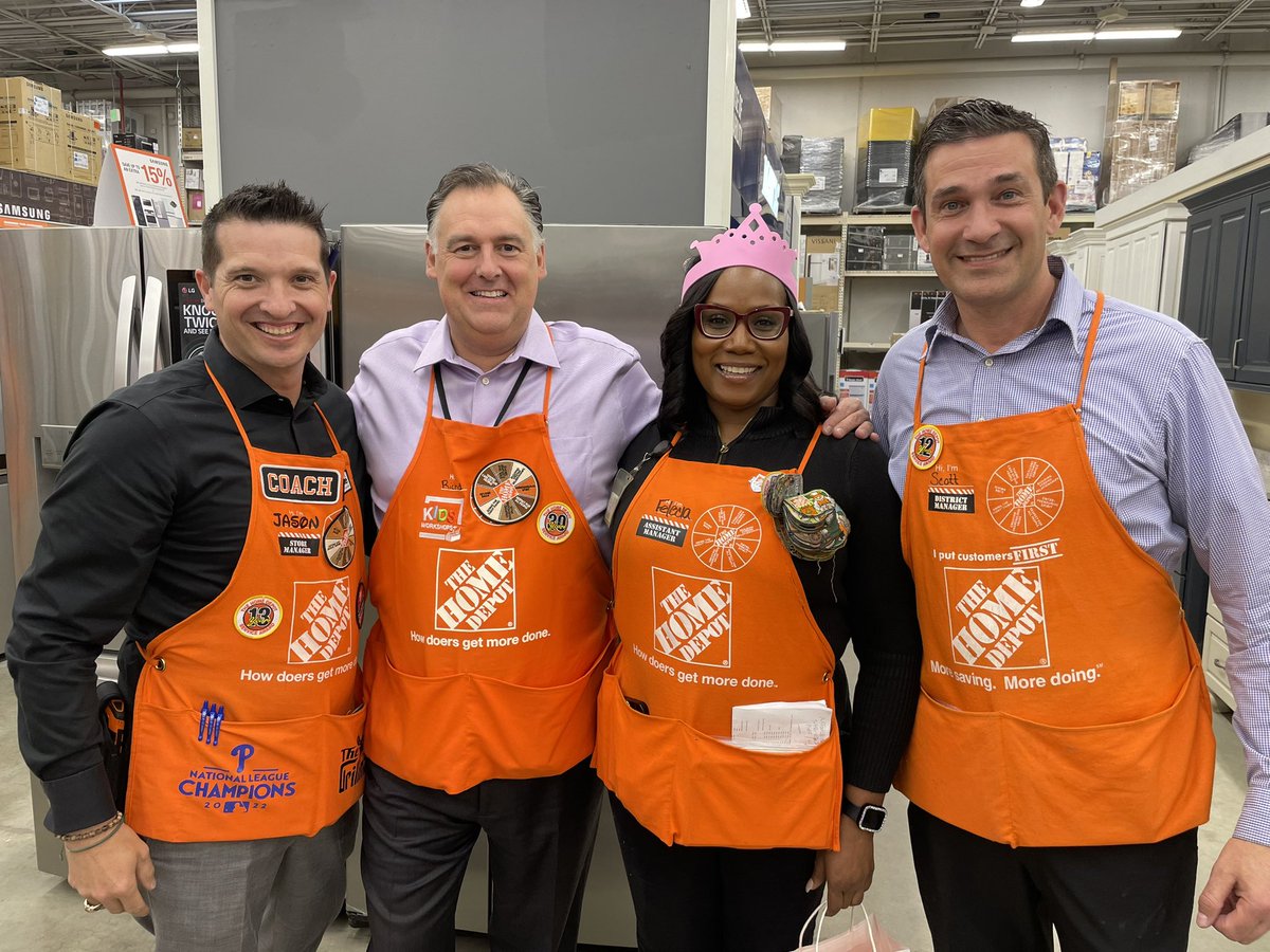 Jason Allen Brehm (@jason_a_brehm) on Twitter photo We are among Royalty at 121!! Our Very own SASM Felecia earned her Diamond Badge. Thank you Felecia for driving our Values each and every day!! <a href="/FeleciaHarveyHD/">Blessed Queen</a> We are among Royalty at 121!! Our Very own SASM Felecia earned her Diamond Badge. Thank you Felecia for driving our Values each and every day!! <a href="/FeleciaHarveyHD/">Blessed Queen</a>