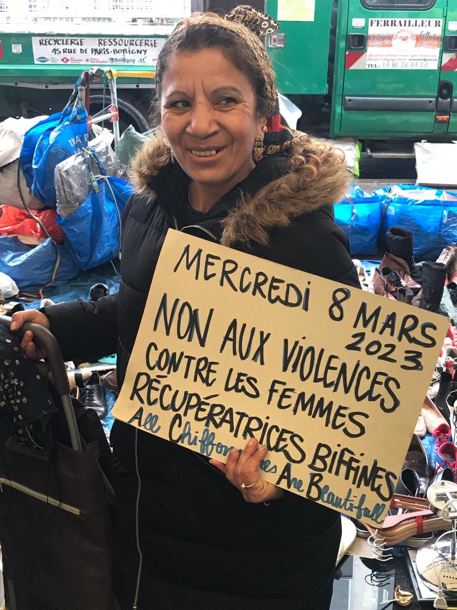 SamuelAmelior's tweet photo. @Fredhoc @FleurietZen Pour une transition juste et respectueuse des biffinEs et de leurs métiers à #portedemontreuil , arrêt des bennes privés et de la répression policière continue depuis 2010 , organisation des marchés des #recuperateurs ! ÉluEs du 20eme, la solution n’est pas la répression! #OIT190 https://t.co/KwP73Zzfrw