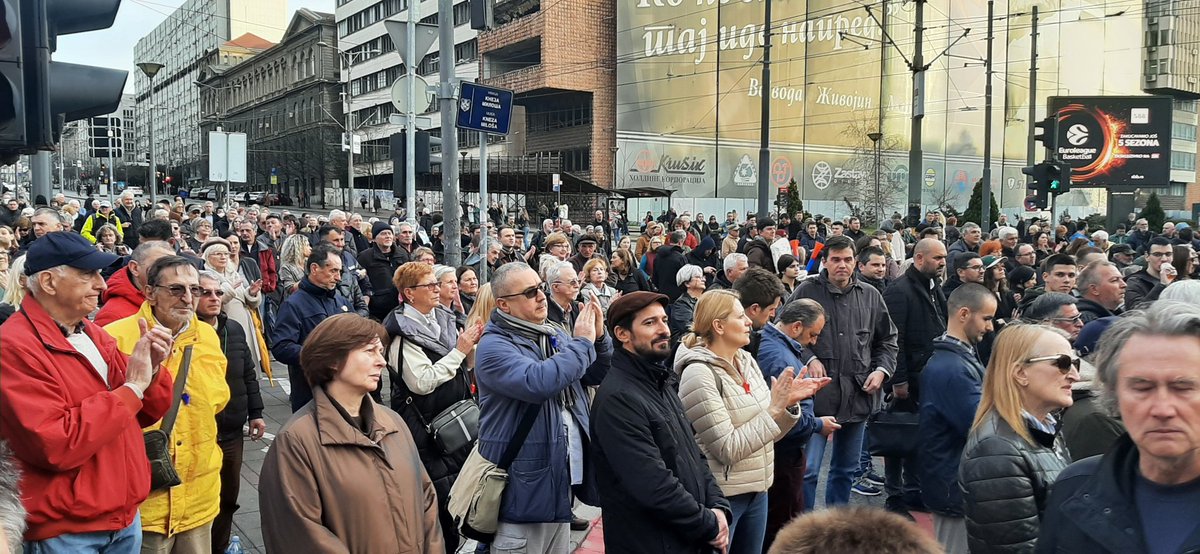 draganarakich's tweet photo. I danas smo dali podršku hrabrim tužiteljkama!
@demokrate
#nedamonaselaure
#protestadvokata https://t.co/oy1FVmM9rw