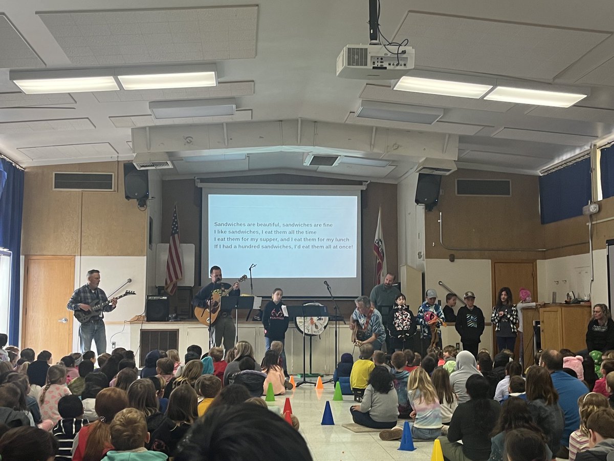 Always a great way to end the week! All School Sing rocks! #Parktastic #ParkviewSTEM