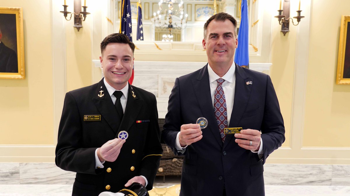 Governor Kevin Stitt (@govstitt) on Twitter photo Great to see Blake Simmons, a Naval Academy student from Muskogee whose passion for service and dedication to defending our nation is truly admirable.
Oklahoma's future is in good hands with young leaders like Blake! Great to see Blake Simmons, a Naval Academy student from Muskogee whose passion for service and dedication to defending our nation is truly admirable.
Oklahoma's future is in good hands with young leaders like Blake!
