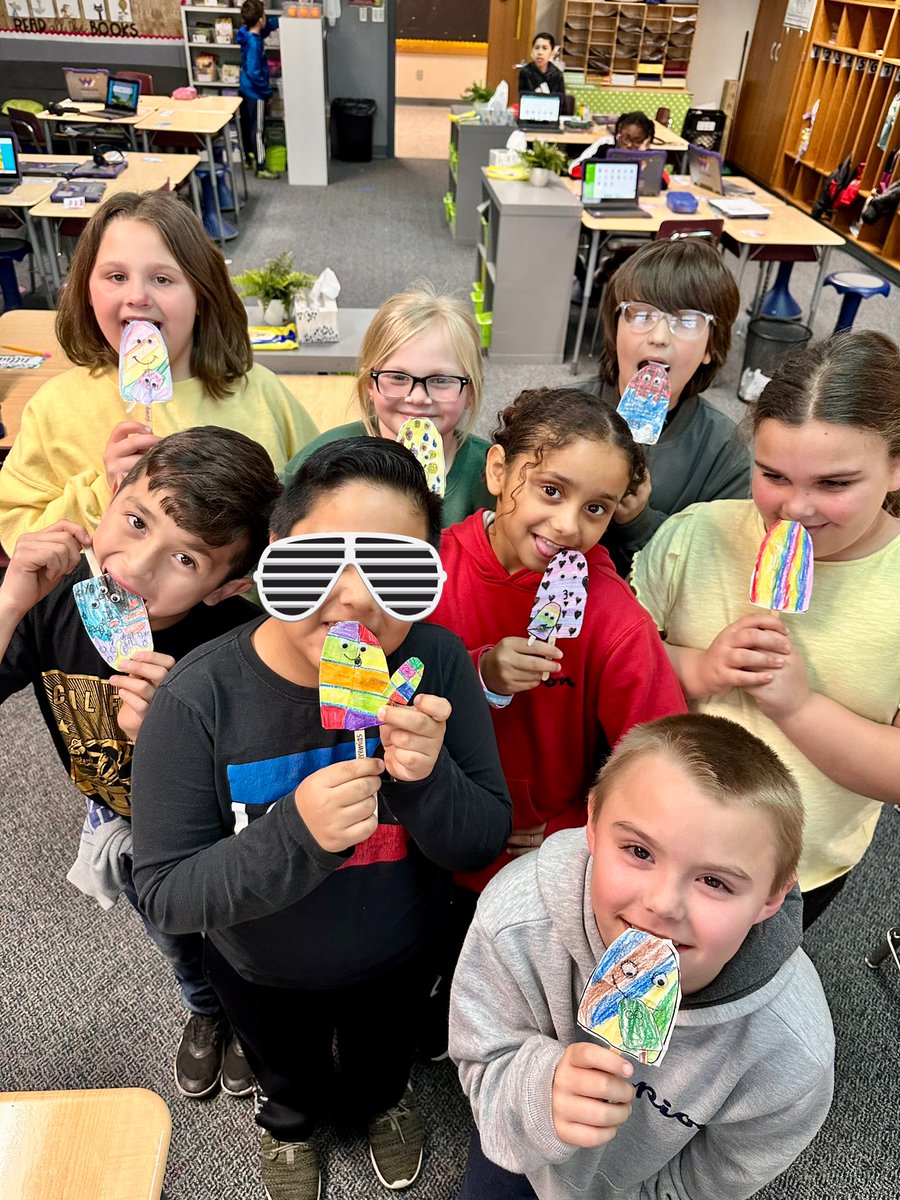 Jessica Greene (@jfryeou) on Twitter photo We read Sticks, talked about friendships, then created our own popsicles! #SELday <a href="/MWEwayne/">Maplewood Elementary</a> We read Sticks, talked about friendships, then created our own popsicles! #SELday <a href="/MWEwayne/">Maplewood Elementary</a>