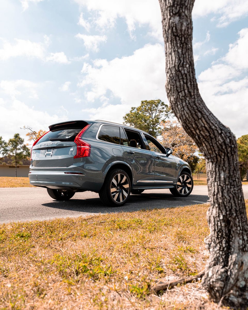 SchumacherVolvo's tweet photo. Feel excited to start a new journey every day after finding a new vehicle to fit your lifestyle at Schumacher Volvo Cars of the Palms Beaches! Come in today to talk to a sales consultant!
#schumacher #schumacherautogroup #schumachervolvo #volvo #volvofan #volvodriver #carsales https://t.co/Wdw3vi9xvJ