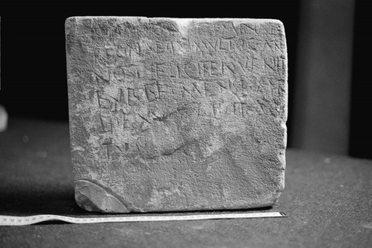 short thread on when Romans and Africans from Kush visited each other 🧵

Marble bust of an ambassador from Kush, found at villa Albani (Italy), dated to the Flavian period (69-96AD)

Roman visitor’s inscription, found at the Musawwarat al-Sufra temple (Sudan), undated

#randomxt
