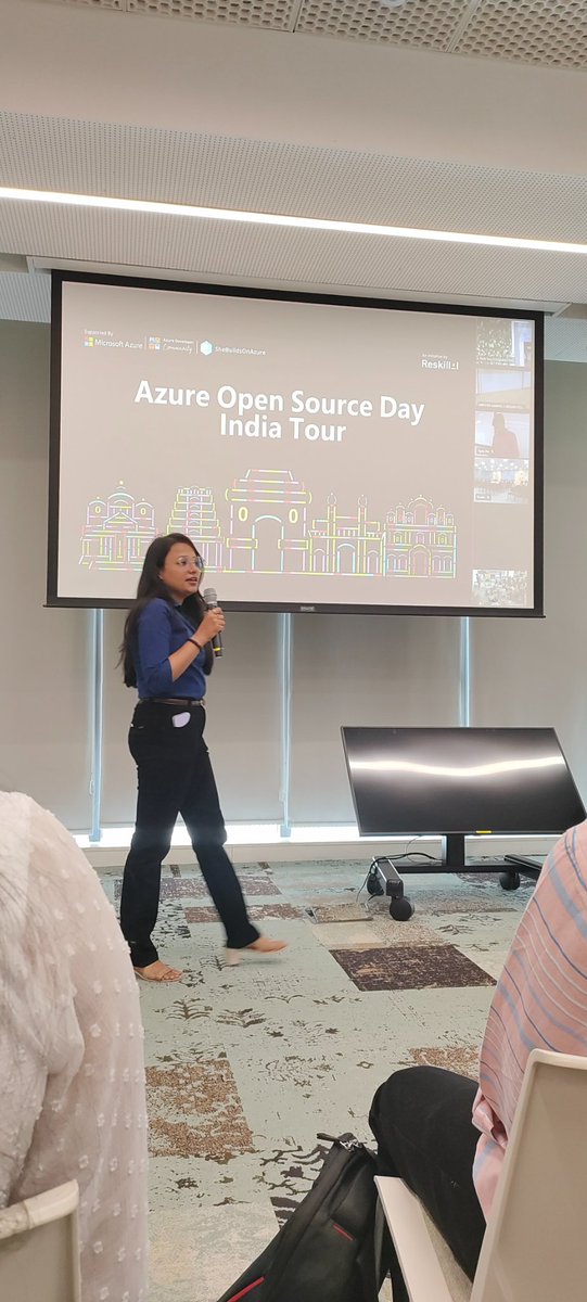 NishitaRanjan1's tweet image. Went to attend Azure Open Source Day NOIDA . It was such an amazing workshop . Had an opportunity to connect and communicate with so many college students and working professionals. Thanks @azdevindia @Azure  for organising this event. #OSDayNOIDA #Microsoft #AzureOpenSourceDay