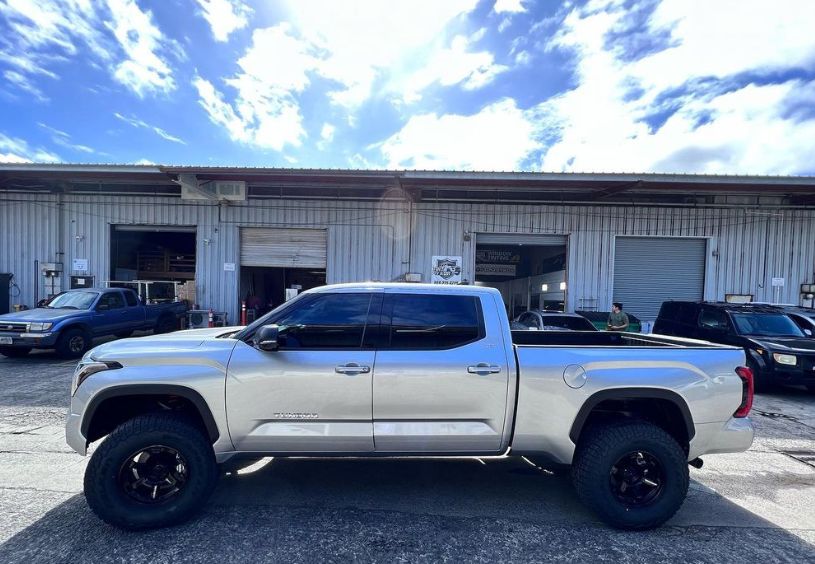 We could tell you how nature meets nanotechnology to create our best-in-class ceramic window films – or we could just show you how amazing they look with a shot like this.

Learn more today with an authorized Solar Gard dealer: bit.ly/3FahTGY

📸: Tint by Koa