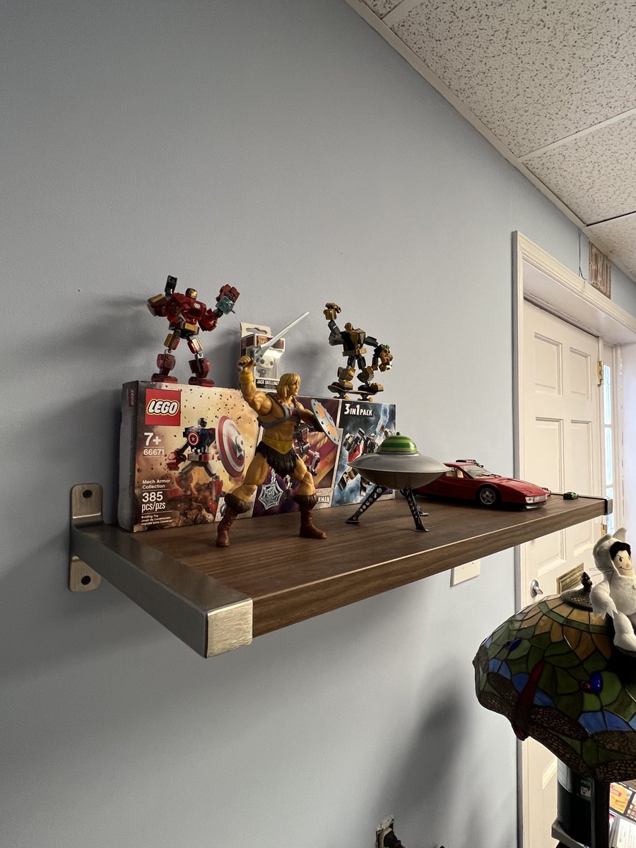 FBrenovations's tweet photo. Ok but tell me, how can you not be productive in the office when you have He-Man watching over you 😁⚔️

#office #officedecor #officeinspiration #officevibes #remodel #generalcontractor #contractor  #interior  #firebellyeffect #AlexandriaVA #ArlingtonVA #washingtondc https://t.co/Hfoy9X0JRc
