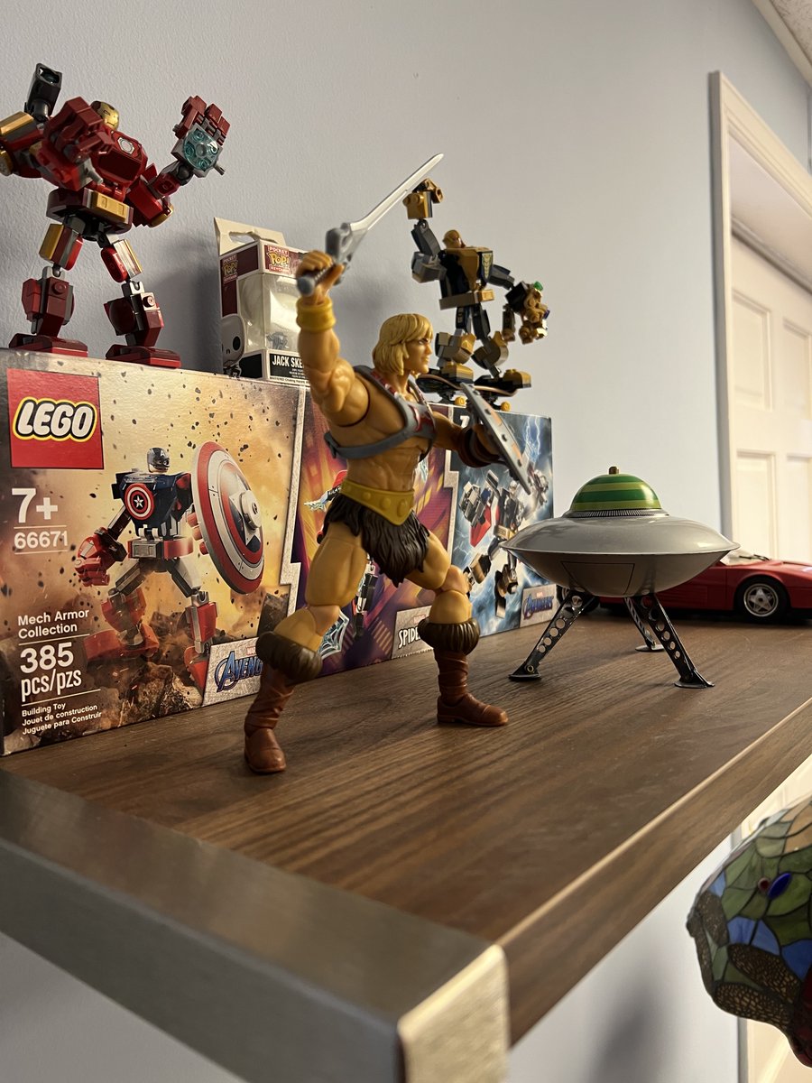 FBrenovations's tweet photo. Ok but tell me, how can you not be productive in the office when you have He-Man watching over you 😁⚔️

#office #officedecor #officeinspiration #officevibes #remodel #generalcontractor #contractor  #interior  #firebellyeffect #AlexandriaVA #ArlingtonVA #washingtondc https://t.co/Hfoy9X0JRc