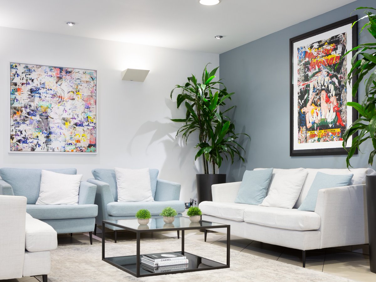 BEoffices's tweet photo. Looking for cost-effective office space in the city? Desks start from ยฃ375 per month at our Farringdon East location. Contact enquiries@beoffices.com or visit our website to book a tour today! #officeslondon #flexibleofficespace #workspacelondon #flexibleoficcespacelondon https://t.co/R3Lszmpf7M