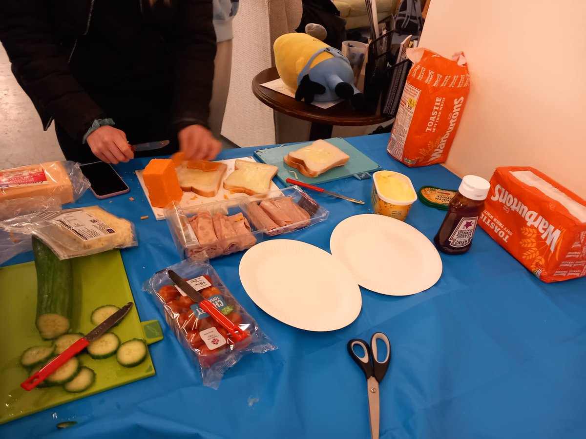 ConnectAlloa's tweet image. Last night we made some toasties! We love a cooking session at Connect
#connectalloa #cookingsession #cheesetoastie #youthwork