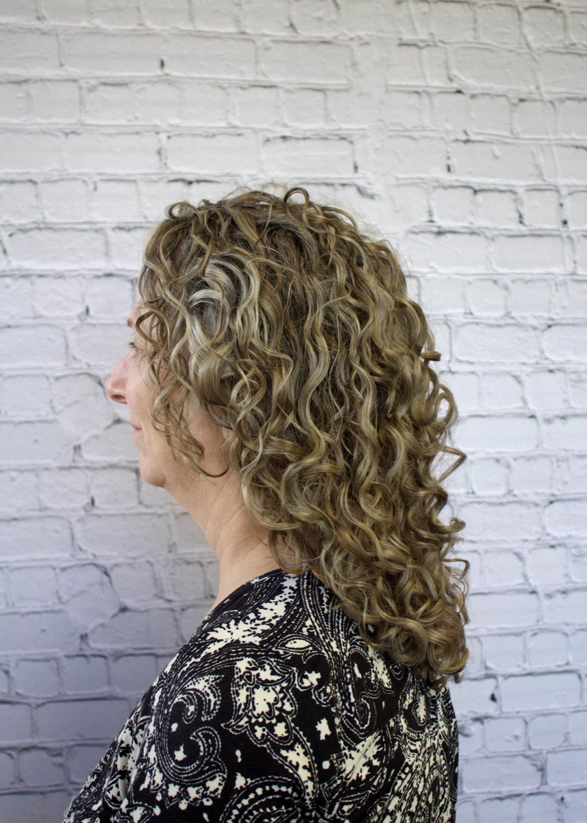 JhovannasS's tweet image. Color blending and Deva transformation after pictures. Appointments at jhovannashairsalon.com/contact-us  

#devacurl #devacurlpro #ashburnva #oneloudoun