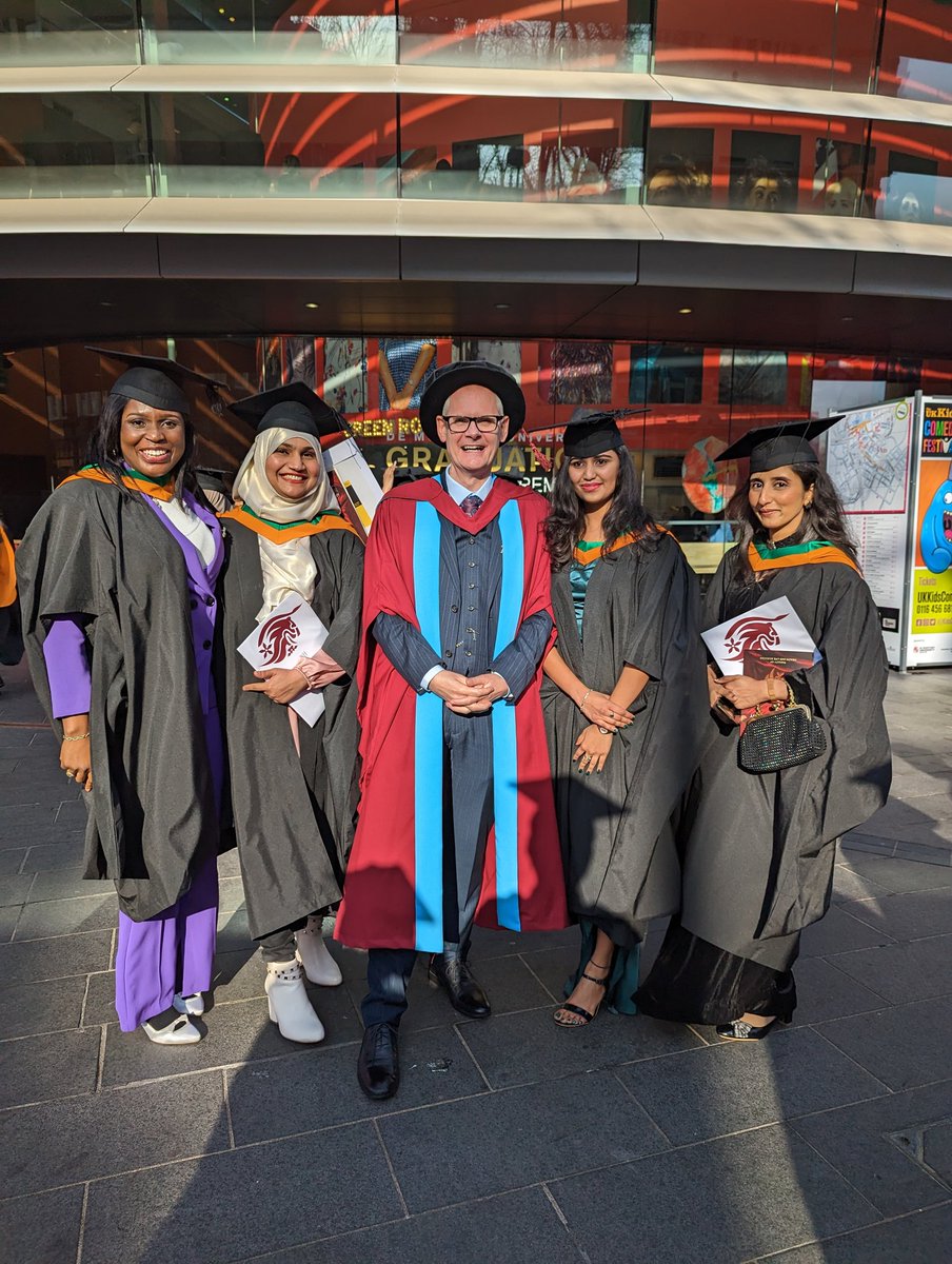 DrDoolittlePhD's tweet photo. One of my best graduation days for me. Excellent to see so many stars from the @DMUPharmBiotech course, dress to impress. You were a pleasure to teach!😀
Expecting to see you go far.
#ProudToBeMore #DMUforlife
#setforsuccess
@dmuleicester
@DMUPharmBiotech
#DMUGrads
@DMUpharmacy https://t.co/utnkgc4djk
