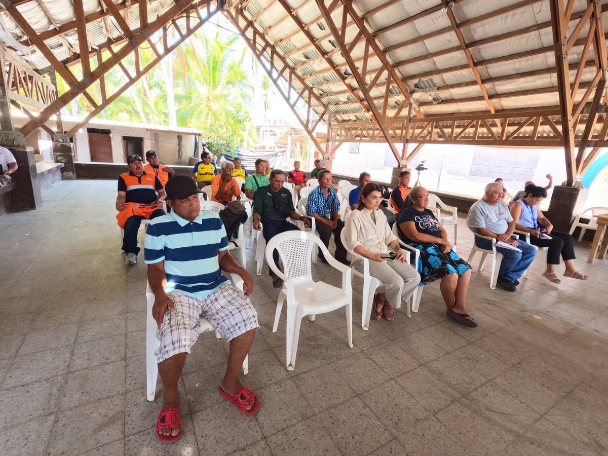 ICMARES_UES's tweet photo. El objetivo de este conversatorio es abordar temáticas relacionadas a la importancia de preservar los bosques salados a través de iniciativas comunitarias. https://t.co/3eQI1le4eW
