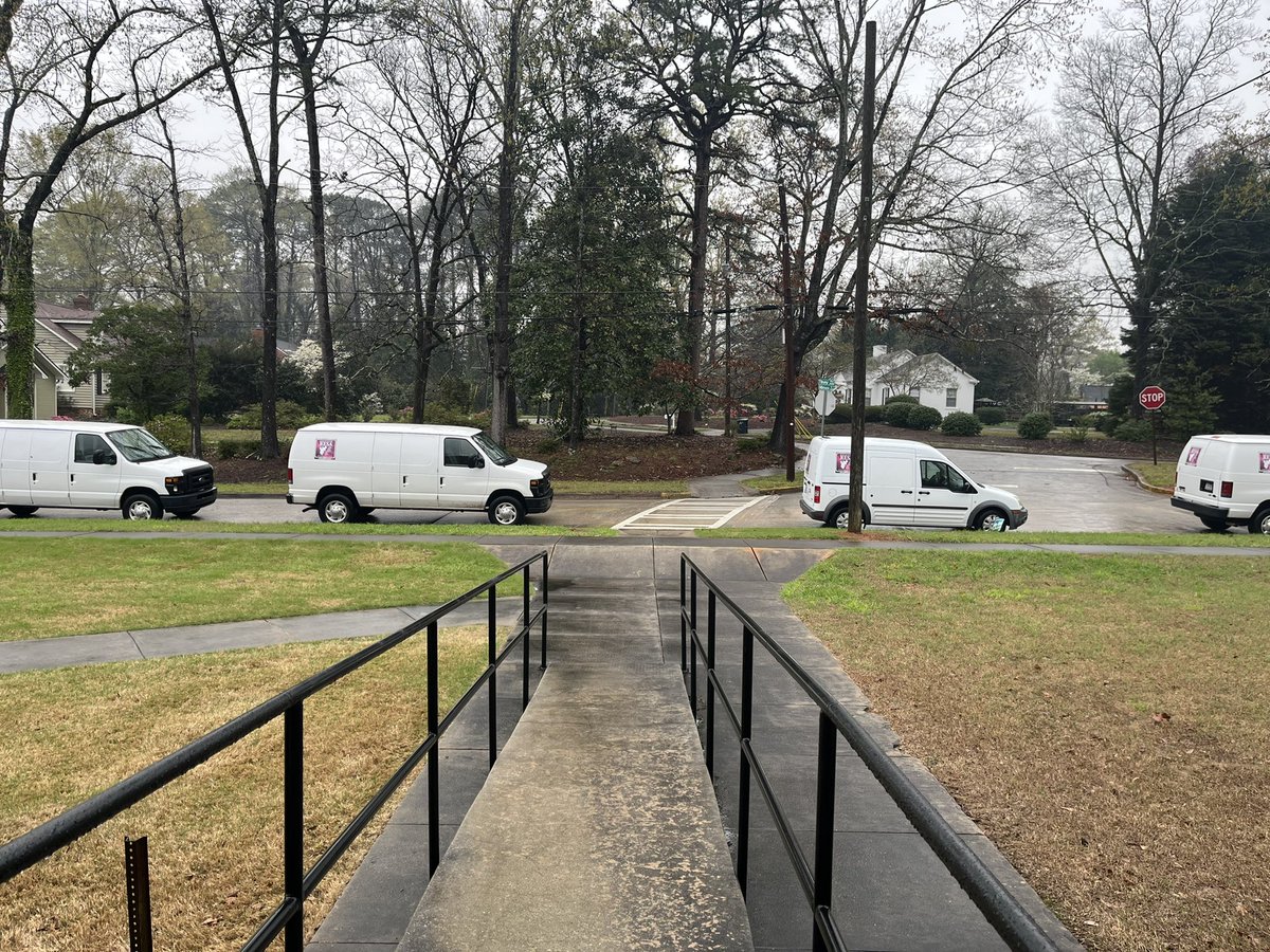 Stephanie_Gordy's tweet photo. Weβre so blessed to be able to call in the Calvary when we need help resetting for the next eventβ¦ #TeamRESA https://t.co/K4GRUmjan9