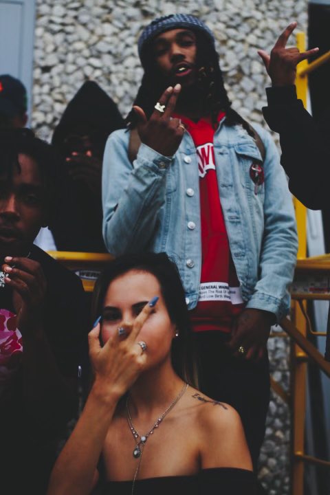 LilFvck69's tweet photo. Me and my mf brother @10kTaeDoe https://t.co/I1KfFXLh52