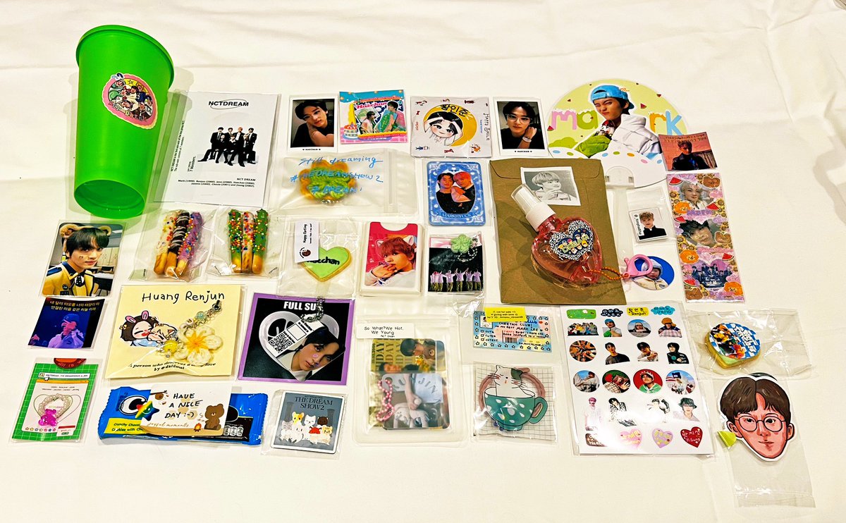 Project4SunChan's tweet photo. ขอบคุณทุกคน ทุก giveaway ที่นำมาแลกกันในวันนี้นะคะ ขอบคุณมากค่ะ 🙏💚🫶

#Project4Sunchan 

#NCTDREAM #HAECHAN 
#THEDREAMSHOW2 #BANGKOK
#THEDREAMSHOW2_in_BKK
#NCTDREAM_THEDREAMSHOW2_in_BKK https://t.co/g8BzpYxiZA