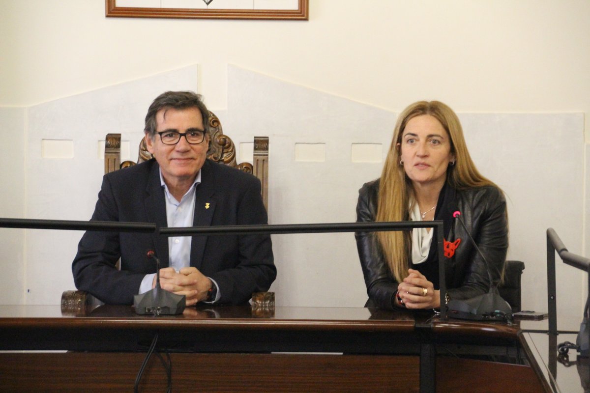 AjuntaMartorell's tweet photo. 🎓 Finalitza el programa FPO Dual sociosanitari a les empreses de Martorell i Castellví de Rosanes

➡️ https://t.co/bPen7vDIma https://t.co/DIzJddSxRe