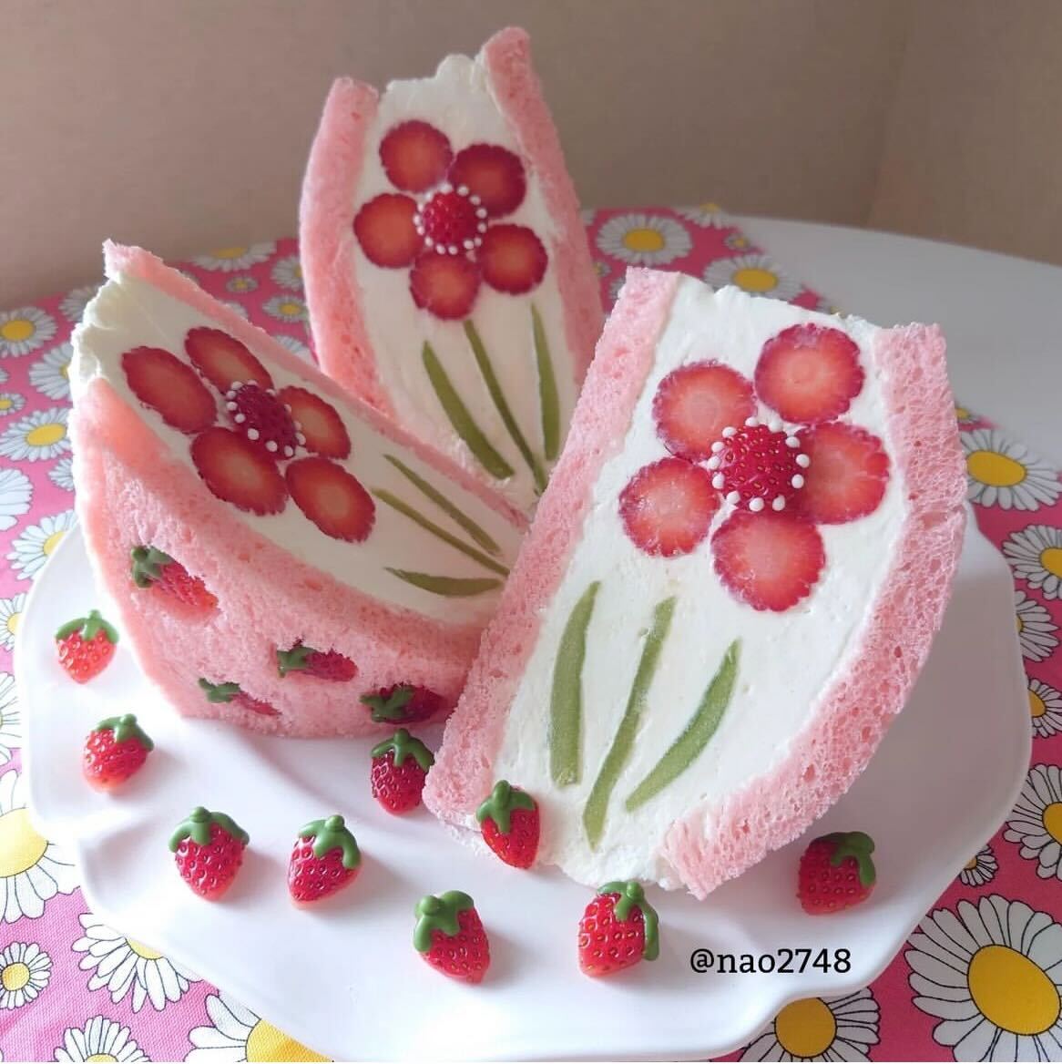 dokidokicrate's tweet photo. The perfect sandwich for your spring picnic 🌷🥪 
👩‍🍳 IG user @nao2748 https://t.co/Ol3nEarqjS