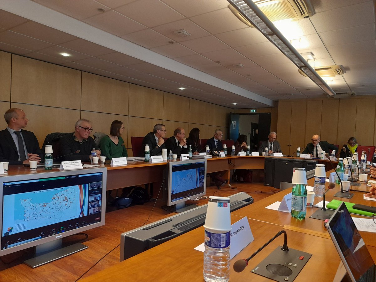 Sous la présidence de Monsieur Sébastien Lecornu, premier Conseil d'administration de l'année. 
L'EPFN est présent sur tout le territoire normand avec plus de 250 opérations techniques en cours.