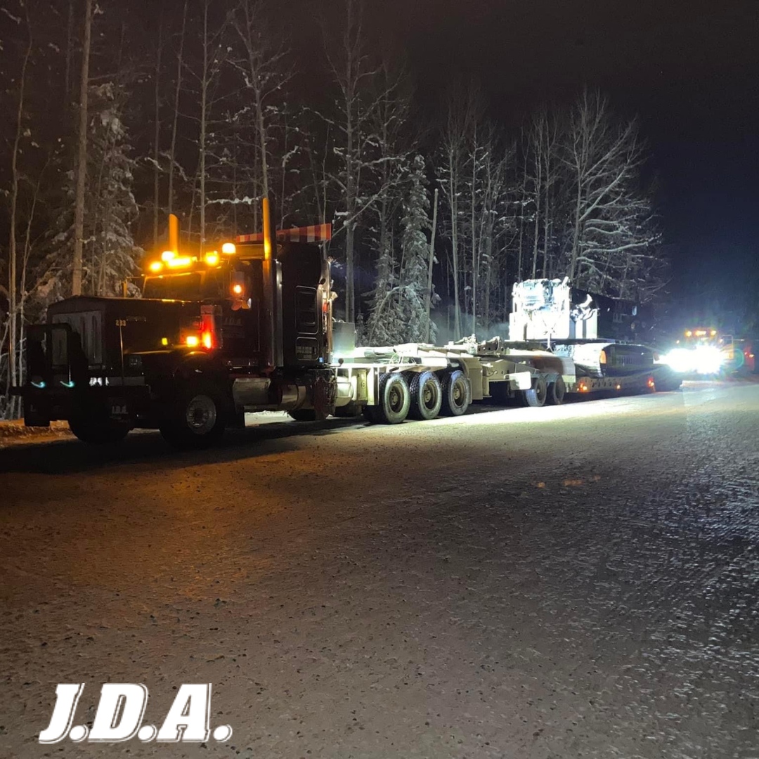 JDAVentures's tweet photo. We're going the extra mile to keep you going the extra mile ποΈβ
πͺ
Visit our full services list here π https://t.co/3jVb42kH2C
.
.
.
#jda #whitecourt #grandeprairie #jdateam #hauling #transportationservice #oilfieldhauling #jdaoilfieldhaulingandcranes https://t.co/mpMLB4HHYR