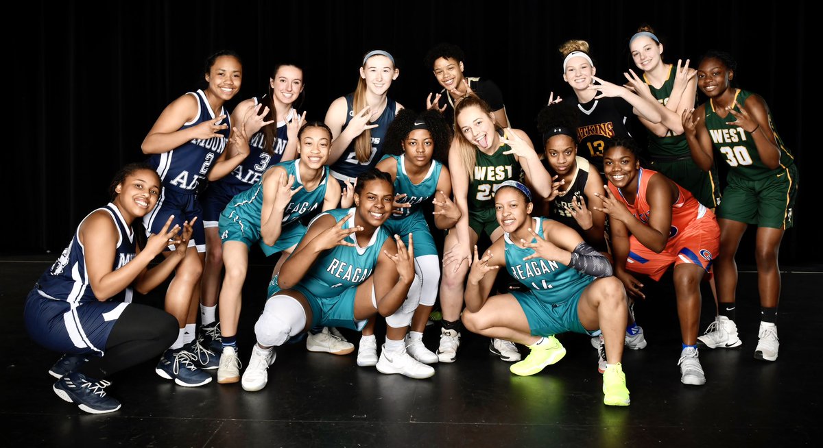 TriadAllStar's tweet photo. @TriadAllStar Tournament!!

Semi-Finals
2016 vs 2018
2022 vs 2019

Which team wins their game? https://t.co/VXL8MrbSI4