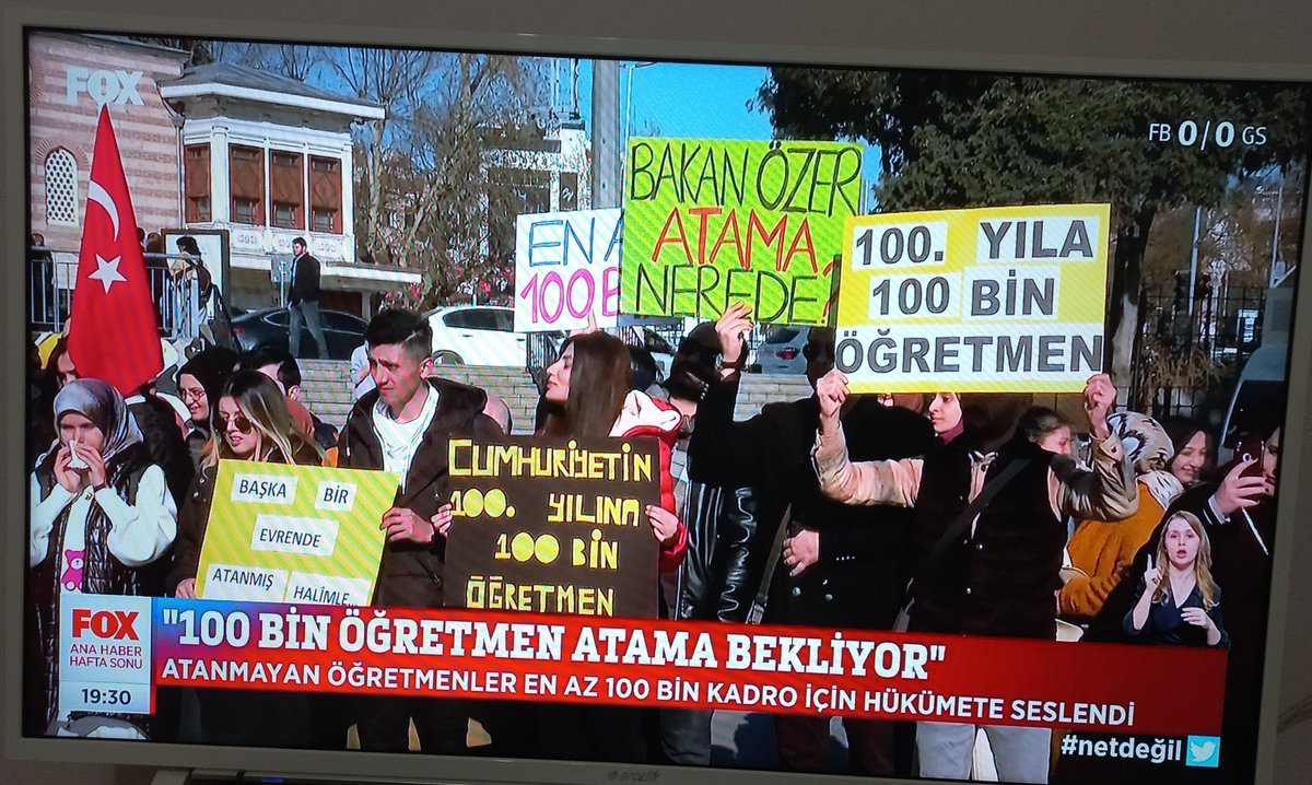 By_UgurE's tweet photo. Her geçen gün artan öğretmen açığı ücretli öğretmenlerle kapatılmaya çalışılıyor.Bu durum eğitime ciddi zarar veriyor.MEB kadrosu 100 BİN ÖĞRETMEN ataması ile daha güçlü olacaktır.

100 BİN ATAMA HAKTIR!

@RTErdogan @prof_mahmutozer
@fahrettinaltun @tcmeb

#OyumunRengi100BinAtama https://t.co/eVAe0sueD0