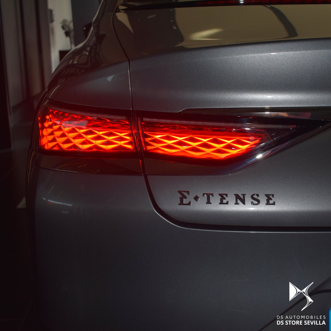 DSStore_Sevilla's tweet image. DS 9 E-TENSE ✨ El poder de la elegancia.

DS STORE SEVILLA 📍 Estamos en Calle del Motor, 1, en Sevilla.

.

.

#DSstore #DSsevilla #Sevilla #CitroenDS #DS3 #DS4 #DS7 #DS9 #etense #etense