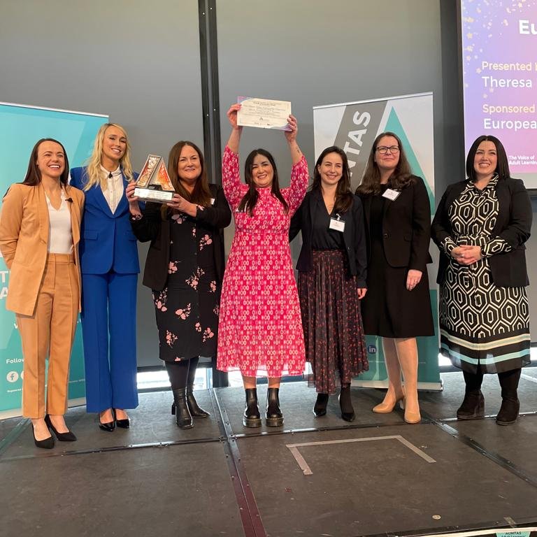 Special recognition at the #STARAwards for an adult learning initiative supported by @ESF_Ireland: The winner is the 'New Futures Online Employability Programme' @1familyireland, which supports lone parents to balance training & development and parenthood #ALF23 #CreateYourWorld