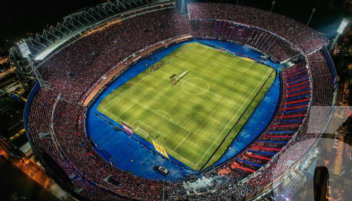 hillporteno's tweet photo. #80mil 
#800mil
#100mil 
Cerristas en la cancha
A reventar la Olla el día lunes vs Luqueño y el jueves vs Fortaleza.
Precios populares para el #ElMásPopular https://t.co/7TDbkJyxty