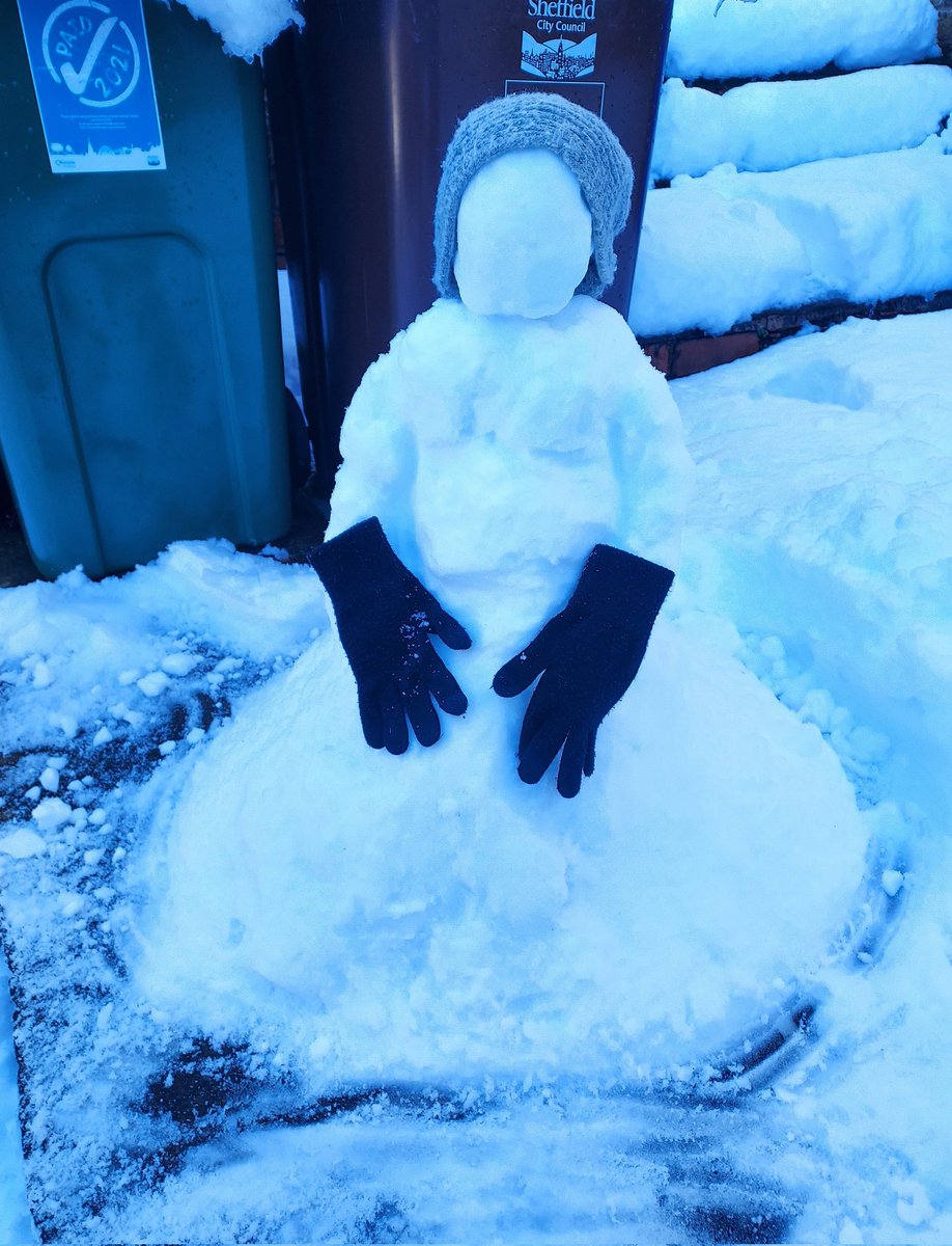 Amber Regis tweet media