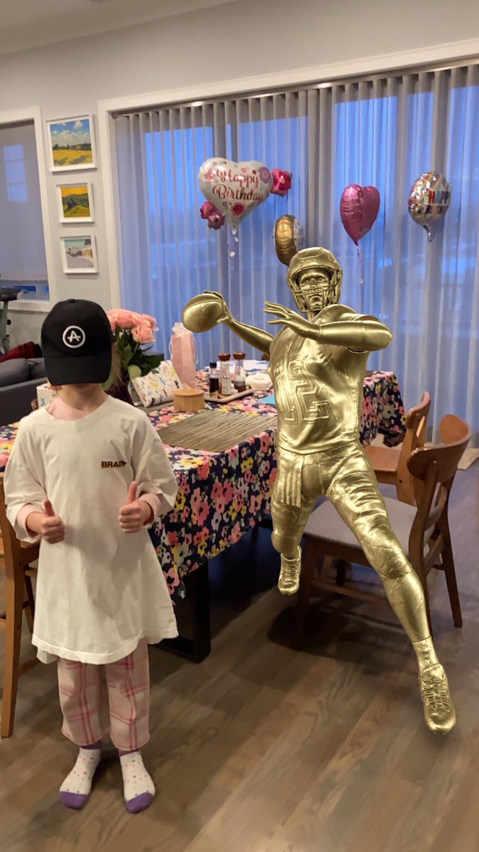 takrummel's tweet photo. Only @Autograph and @TomBrady together could make this happen! 6 days until the epic #GOATparty in #Tampa AND a special birthday guest for my daughter as she leaves age 6!!! LFG! #AG4BradyContest username: takrummel @NFL @Buccaneers @Patriots #sigclub #UtilityNFT #NFT https://t.co/pMSVOzOqt7