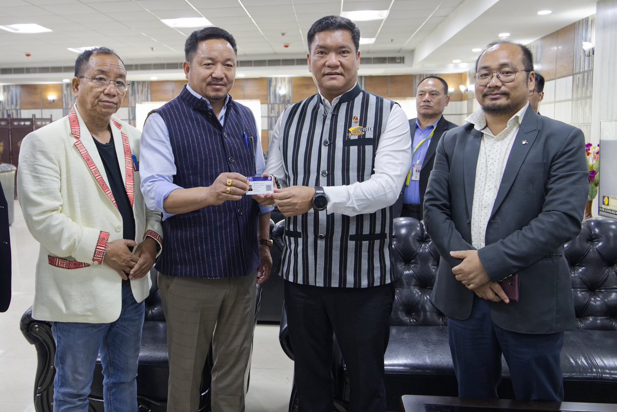 PemaKhanduBJP's tweet photo. Digital Health ID card ~ A revolutionary step in health sector! It allows you to keep your health records digitally and access verified Digi Doctors as well.

Got my health card today. Request all to register &amp; benefit from people friendly initiative of PM Shri @narendramodi ji! https://t.co/zJ1nH2TNaV