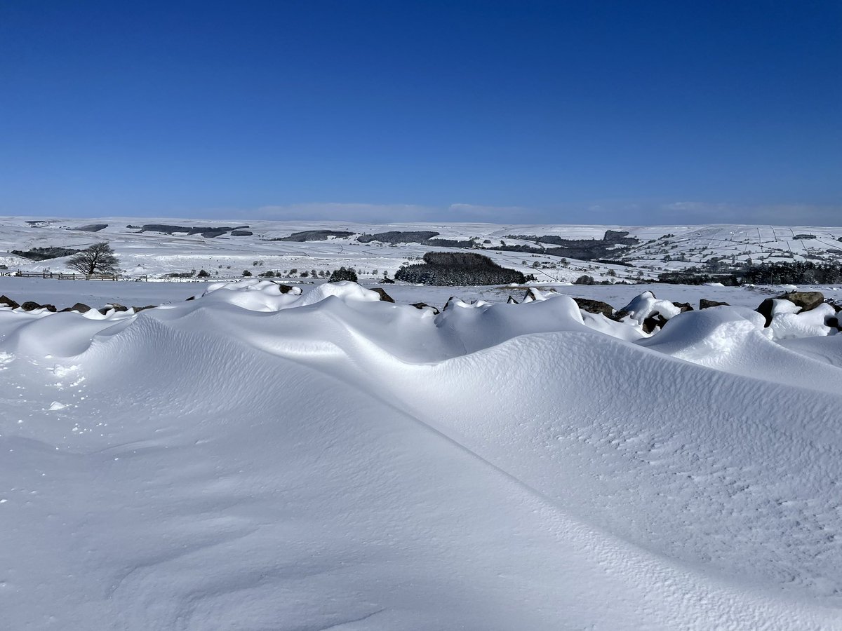 @WeatherAisling taken on Greenhow Hill near Pateley Bridge today by karly x