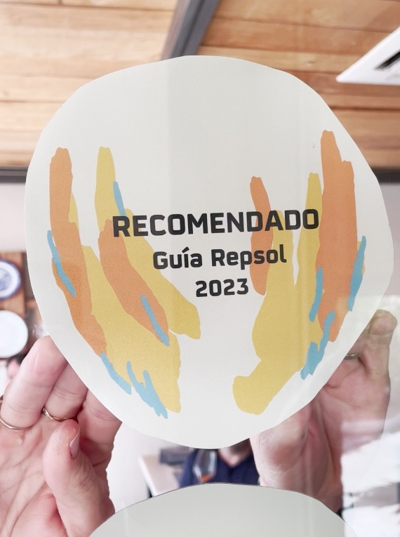 Un año mas! Gracias a todos por ayudarnos a conseguirlo! #ellaul #restaurantespuertodesantamaria #restaurantes  #ElPuertoDeSantaMaria #GuiaRepsol23