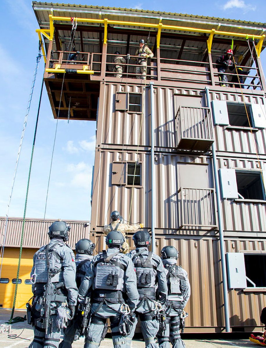 BeaverFitUK's tweet photo. Designed to replicate realistic urban obstacles, this Training Tower for RMR London was built for the Marines to train in close combat, urban warfare.
📧 chris.golding@beaverfit.com
© Crown copyright 2013
#beaverfit #trainingtower #ambition #team #climbingtower #marines https://t.co/RXpEbBrd12