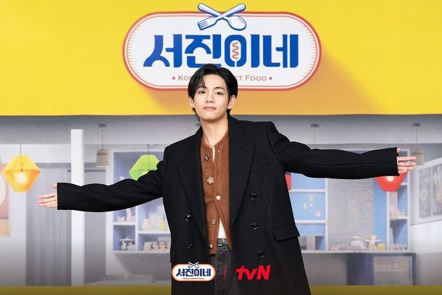 litung34's tweet photo. [📢] Link Streaming Ep. 03
Jinny's Kitchen Full Episode 3 (ENG SUB) 
#JinnysKitchen #JinnysKitchenEp3 #TAEHYUNGonSeojins #Seojins 
Link Web🔗https://t.co/TpyDPWbsoP
Youtube LIVE 🔗 https://t.co/oDaTbJgFku
Watch Full 🔗 https://t.co/qvi1p1yyd8 https://t.co/2NqT4TtsUH