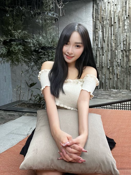 New clip on air❤️  https://t.co/Kilz2Rgo9l  https://t.co/ntWdVtNAZr  #CuteGirl #cute #Thailand #Thailandgirl<a href="/tag/cute"class="tags"><span>#cute</span></a><a href="/tag/thailand"class="tags"><span>#thailand</span></a><a href="/tag/cutegirl"class="tags"><span>#cutegirl</span></a><a href="/tag/collegestudent"class="tags"><span>#collegestudent</span></a><a href="/tag/onlyfansgirl"class="tags"><span>#onlyfansgirl</span></a>