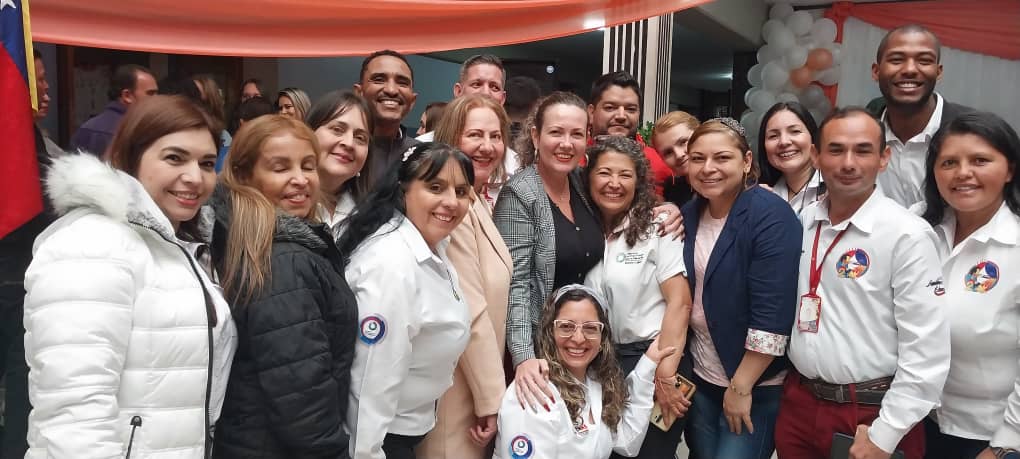 Acompañamiento a los actos conmemorativos a los 55 años del Liceo Angel María Duque, Equipo de Defensoría Educativa Formando Valores para la Vida municipio Jáuregui <a href="/_LaAvanzadora/">Yelitze Santaella</a> @MPPEDUCACION <a href="/Annydednna/">Dednna Táchira</a> <a href="/Berzabethg1/">Berzabethgandicaoficial</a> <a href="/FreddyBernal/">Freddy Bernal</a> <a href="/edward_arellano/">edward saint</a> <a href="/codennat/">codennat</a>