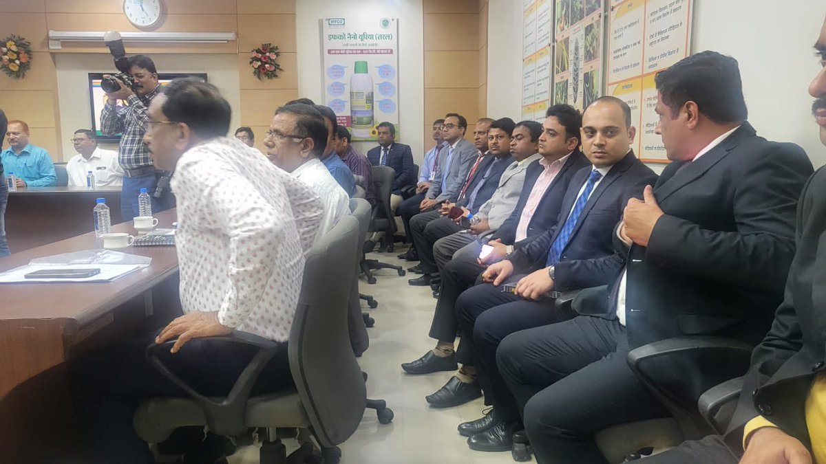 drusawasthi's tweet photo. I had a very nice &amp; fruitful interaction with the entire @IFFCO_MP team in Bhopal. I took a ground level feedback about #IFFCONanoUrea &amp; #IFFCONanoDAP from entire field team of IFFCO MP. https://t.co/QVPWyrJfM9