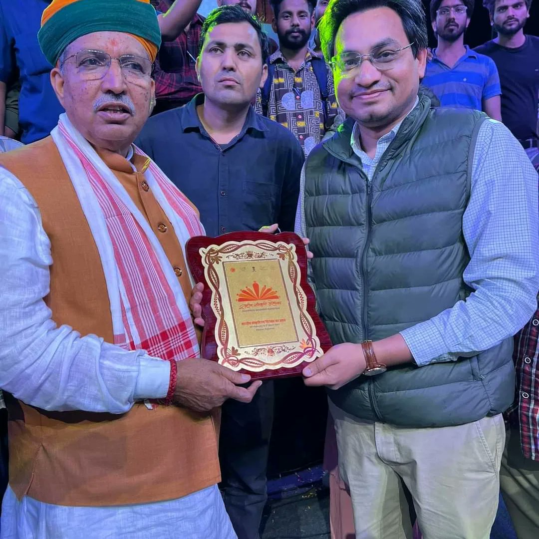 invoxel's tweet image. @invoxel got appreciated by Shri @arjunrammeghwal, Minister of State for Parliament affairs and Ministry of Culture, for Curating  Virtual Reality Pavilion at the Rashtriya Sanskrit Mahotsav in Bikaner.I would like to thank all the organisers of  Rashtriya Sanskriti Mahotsav