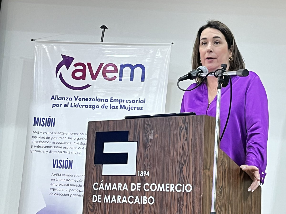 camaramaracaibo's tweet photo. #10Mar Inicia 4ta edición del #FOROAVEMZulia en el marco del #DíaInternacionalDeLaMujer auspiciado por la @CamaraMaracaibo y @Avemujeres https://t.co/3AmOOCt0jr