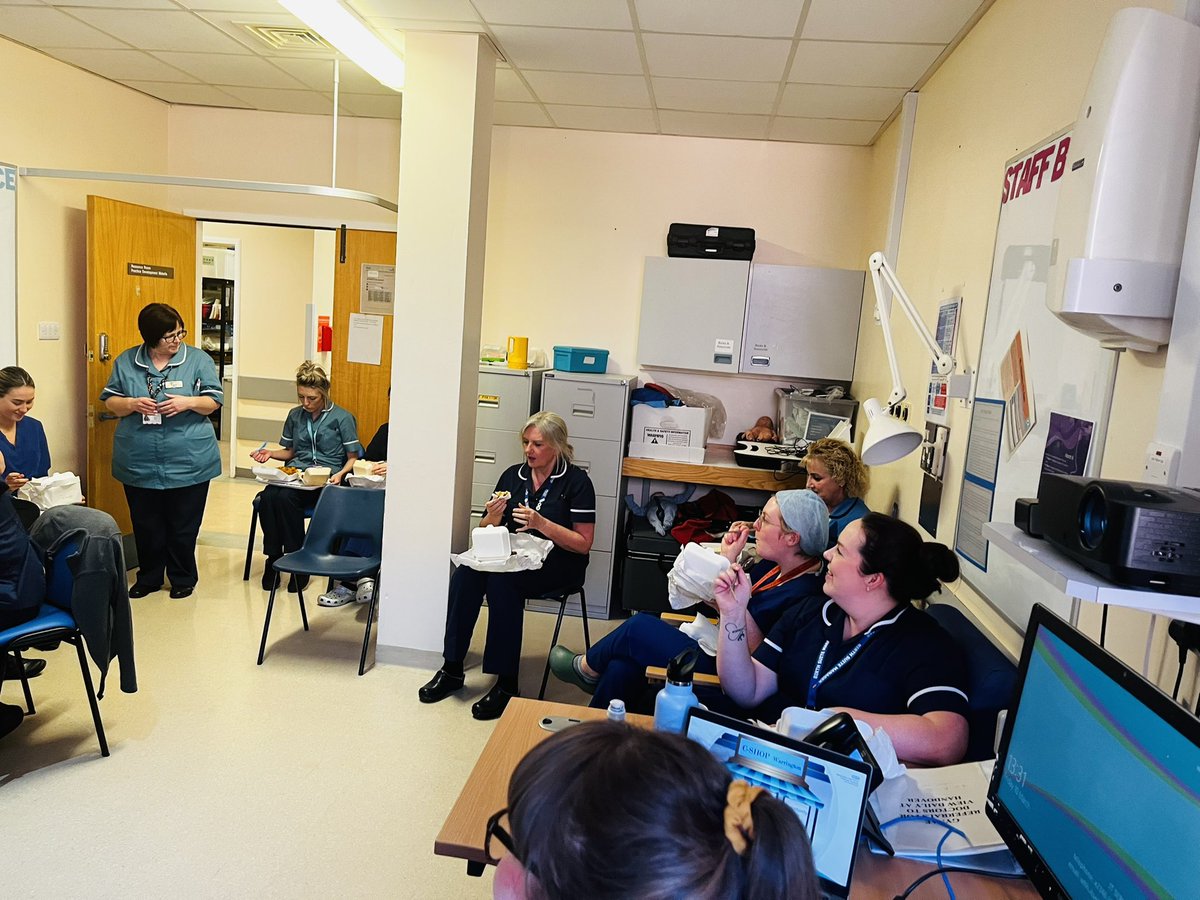 myobstetrician's tweet photo. #Friday #chippylunch #CTG #training @WHHNHS #CSHOP led by @SarahDavid__ and Dr Grossmith @WHHQualAcademy https://t.co/HdFKI8pswv